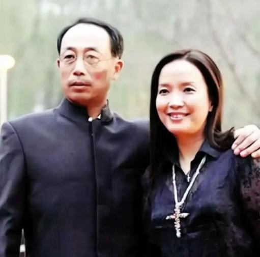 吕丽萍称大火是神迹引争议

                          