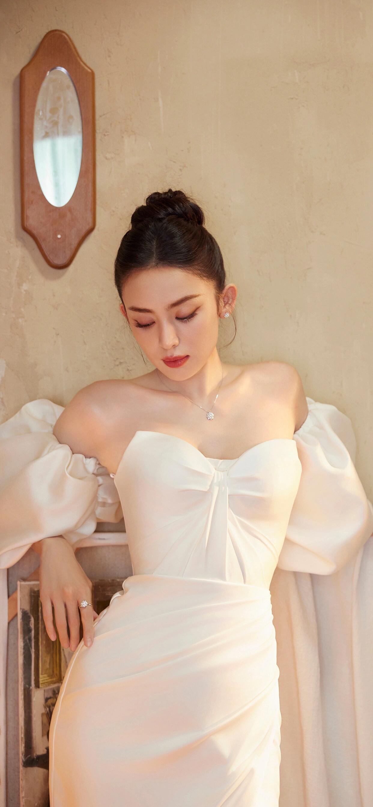 娜扎神圣高贵