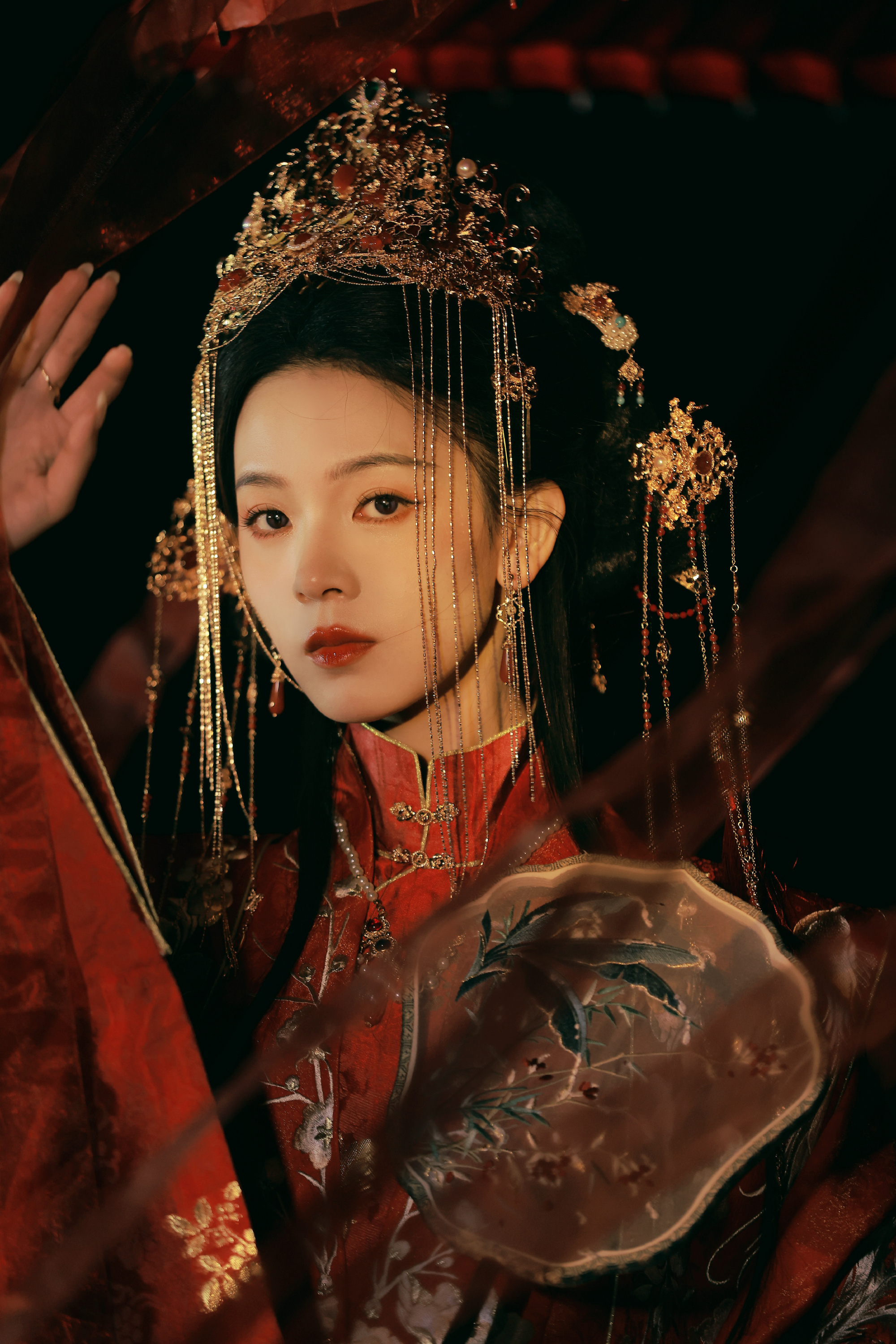 陈瑶肤若凝脂美艳撩人