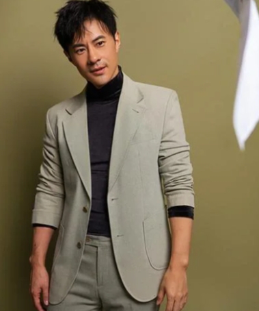 邵汶是一位备受瞩目的演员