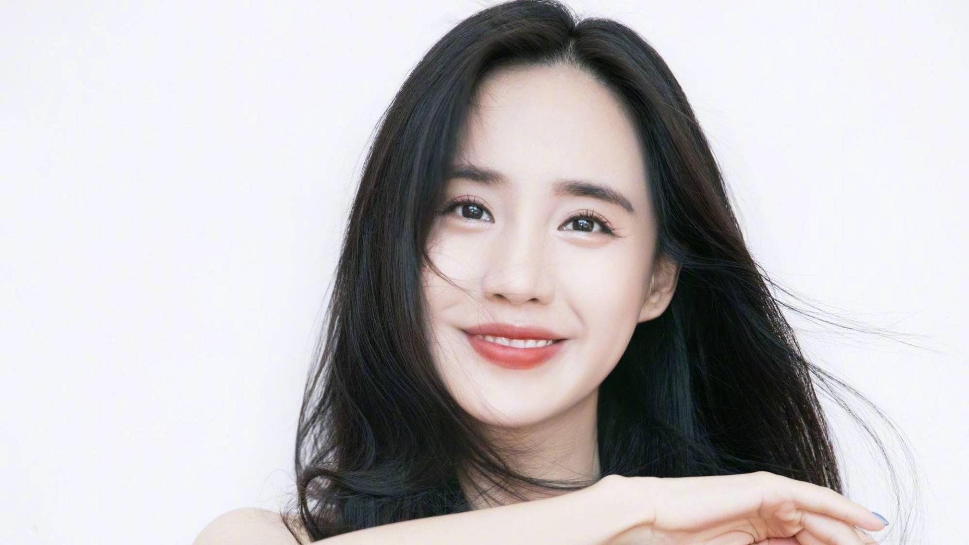 扛不住啊扛不住，王智，身材也太饱满有料了！