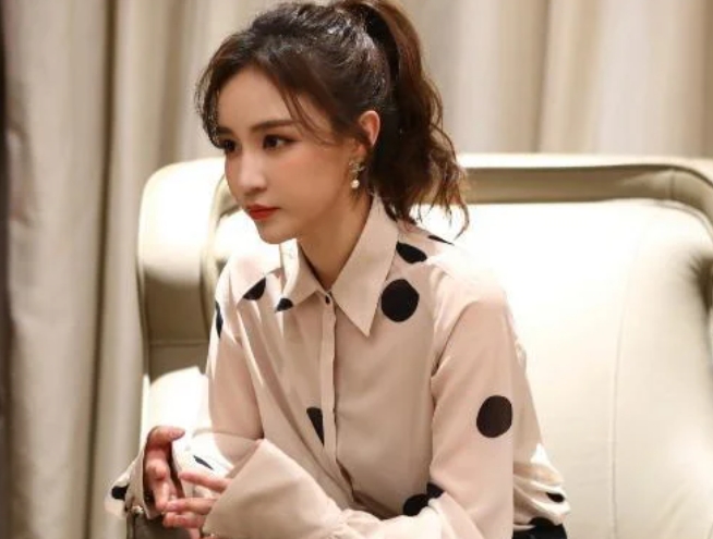 我看雪梨和candy姐这事，估计是这样：

头天晚上，雪梨和candy姐老公在一