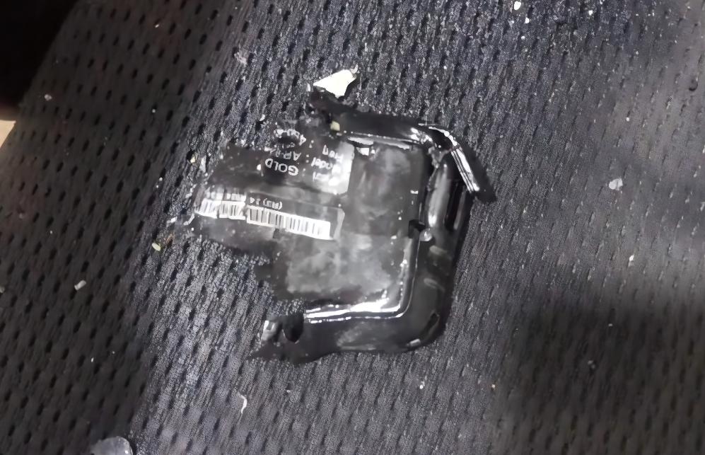 黎巴嫩传呼机、对讲机爆炸事件是一个极坏的先例。
黎巴嫩出现了传呼机、对讲机爆炸事