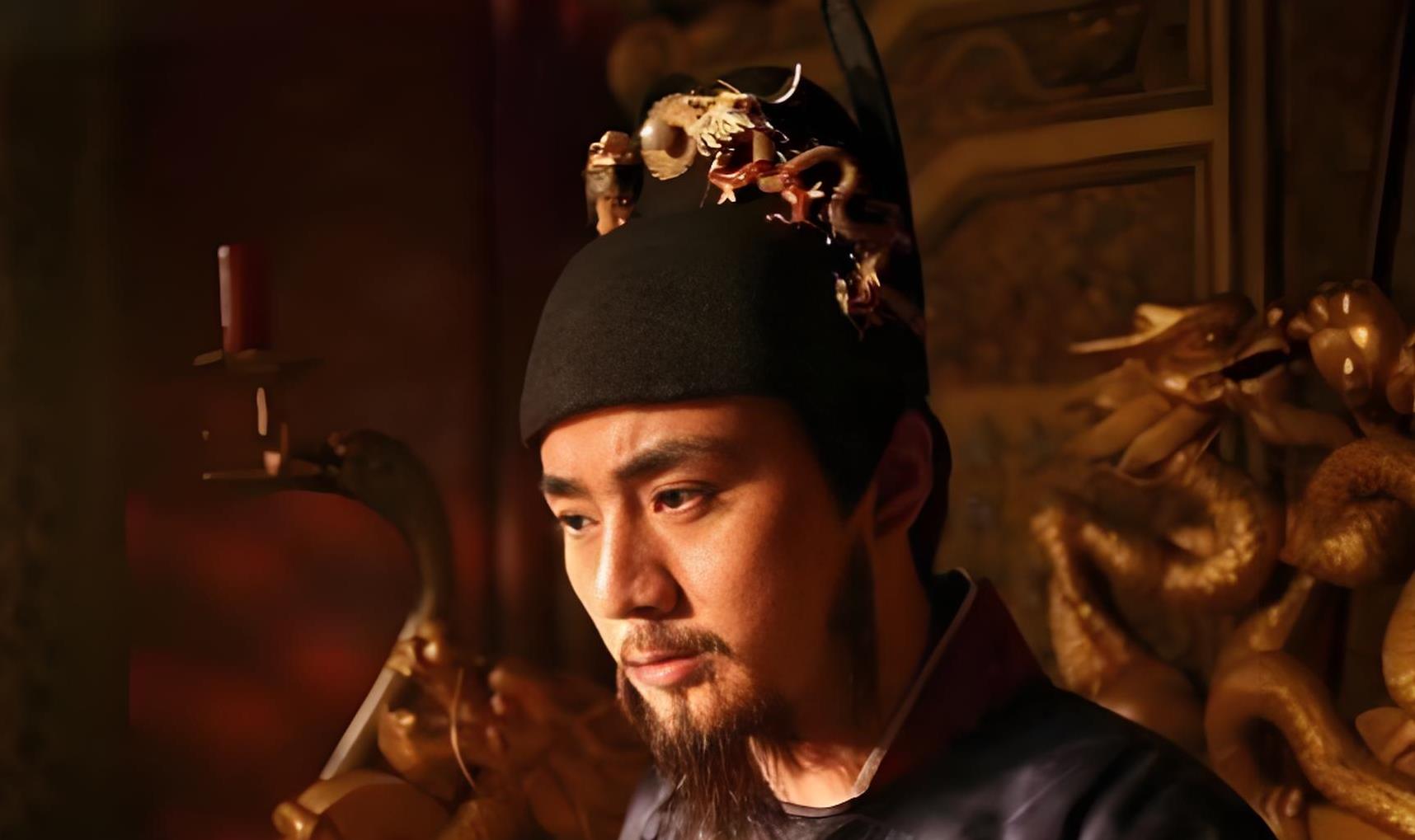 朱由检到底是不是一个昏君？
可以这么说，在王朝末年，想要延缓死亡或是起死回生只有
