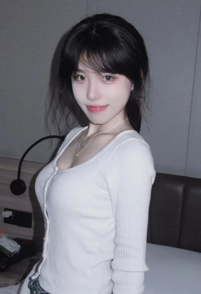 亲戚给我弟弟介绍了一个对象，女方25，不要彩礼，不要房车，婚礼从简，但是只有一个