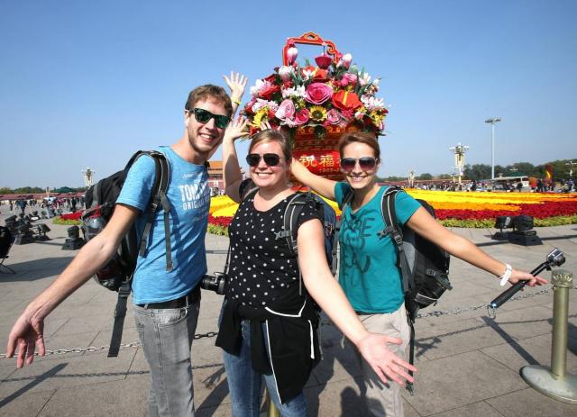 中国对奥匈比卢等6国试行免签政策！2024年3月14日至11月30日期间，瑞士、