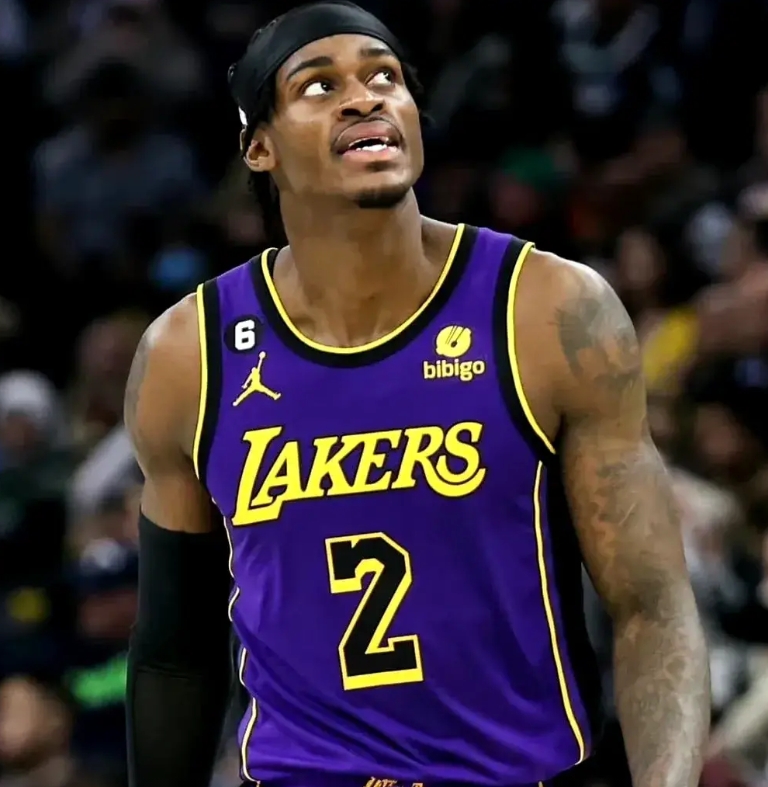 湖勇二番战即将来袭！ESPN竟看衰湖人？

今日，湖人官方发布了明日客场对阵勇士