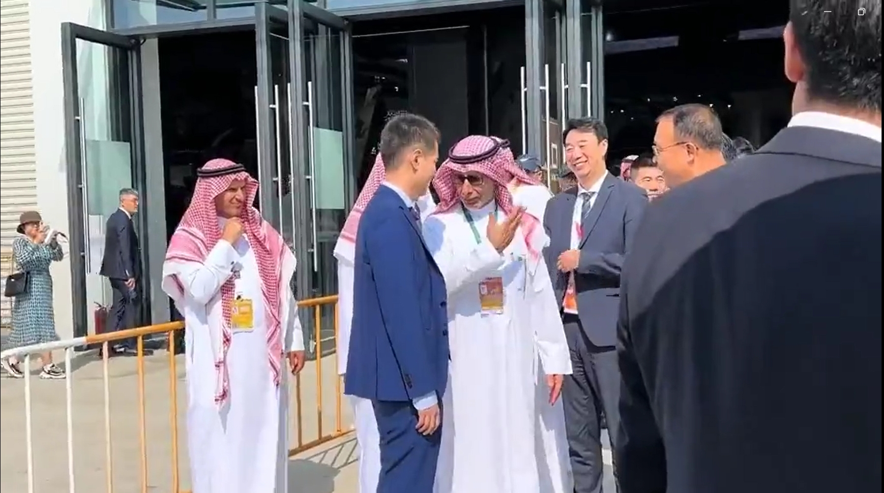 中东土豪们很开心，对珠海购物之旅很满意