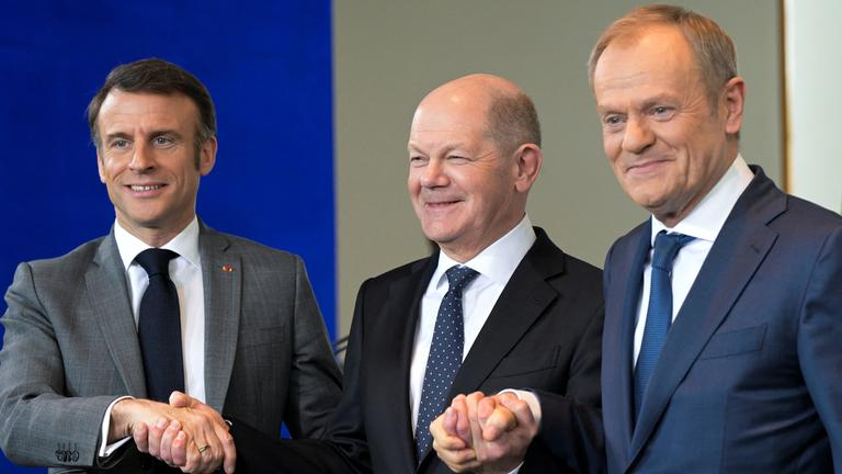 公然抢劫！西方国家海盗本性难移。当地时间3月15日，德国总理朔尔茨称，欧盟将使用