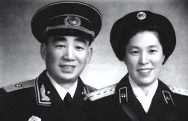 1970年，谭甫仁一位开国中将，以其军事成就和政治身份在云南昆明军区担任高级职务