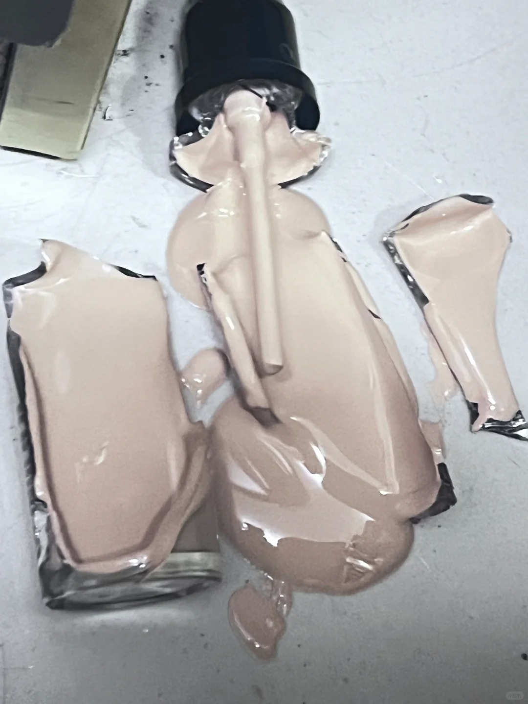 有人知道粉底液用到这个程度要赔多少吗
被别人打碎了粉底液 不知道要赔入价的百分之