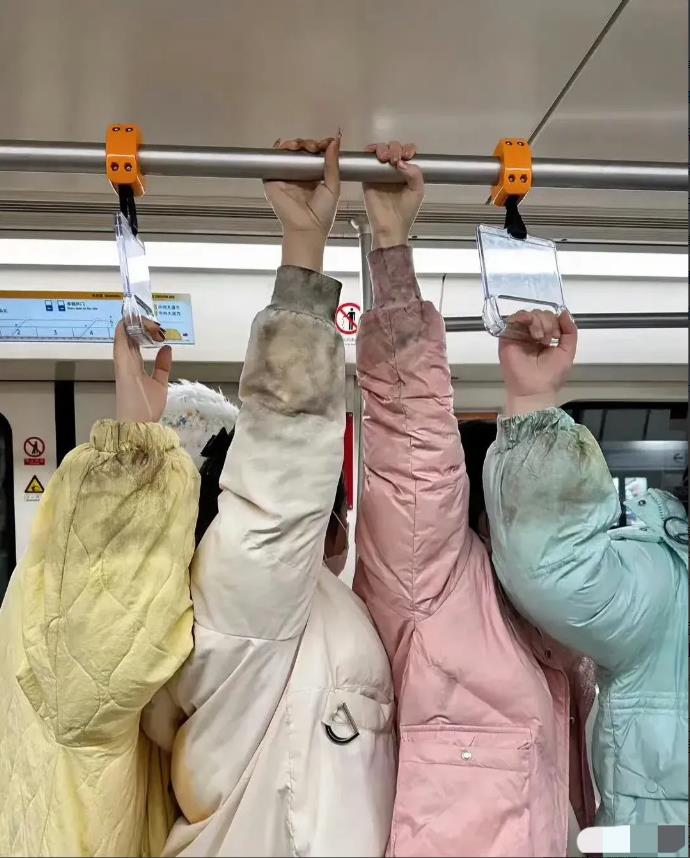 冬天，看看大家的袖子
