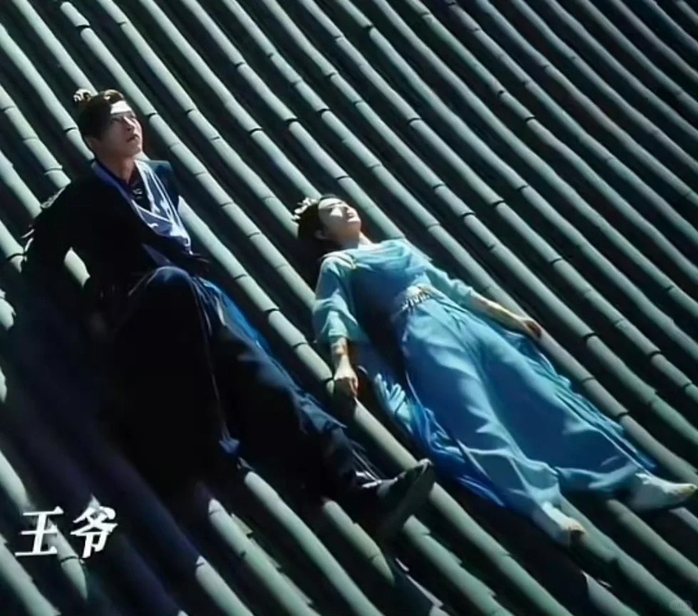爱与不爱真的好明显
墨方在喜欢的人面前用力摆poss展示魅力
沈璃你……
嗯……