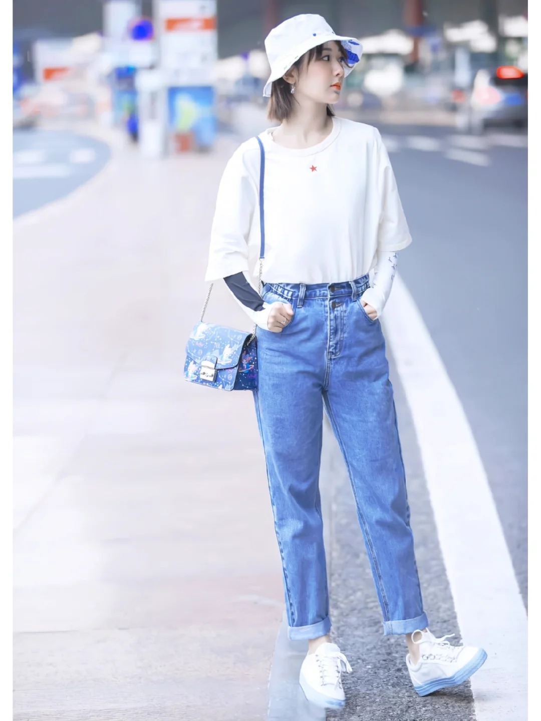 好图分享｜杨紫｜青春靓丽的夏日女友
夏天来了，就喜欢一些清爽干净的女孩纸，看着心
