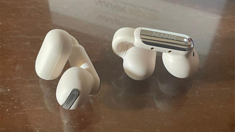 佩戴新颖，更轻，更舒适-南卡Clip Pro耳夹式真无线蓝牙耳机
