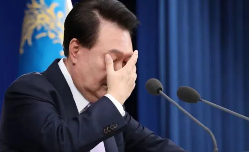 尹总时代结束了！
31日，韩国法院批准了尹总的逮捕令！这释放了一个重要信号，尹总