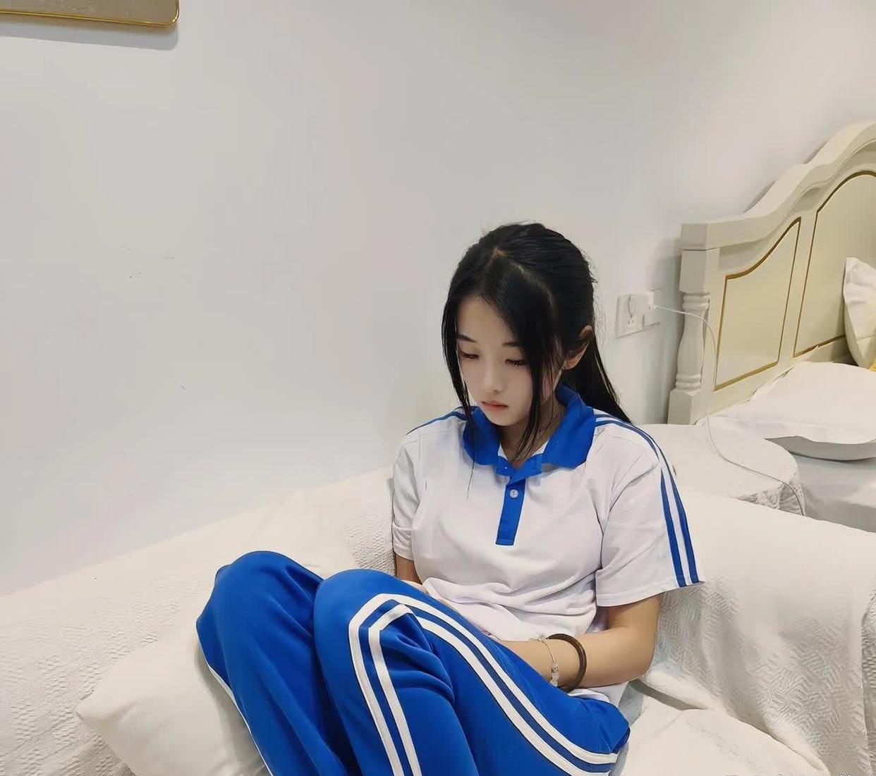 我感觉我家孩子变啦，总感觉哪里怪怪的，你们做父母的，快帮忙观察观察。 