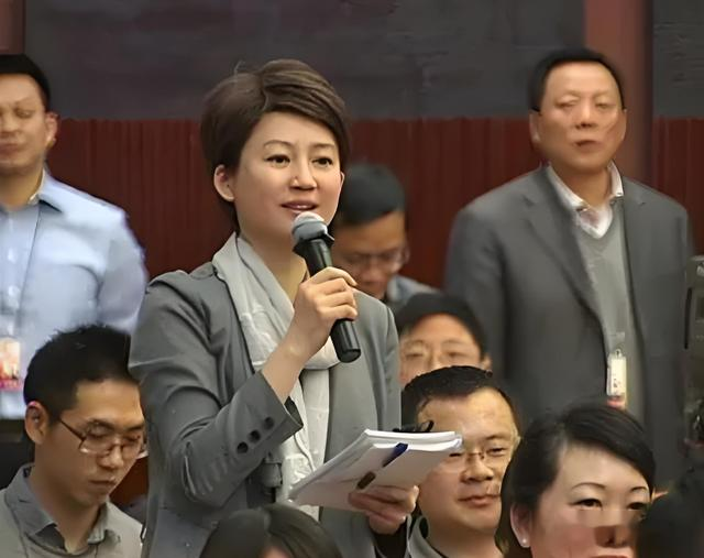 王小丫:余生好好走,著名央视主持人,病床上20字留言催人泪下(王小y怎么不见了)-第27张图片-九妖电影 王小丫:余生好好走,著名央视主持人,病床上20字留言催人泪下(王小y怎么不见了)-第27张图片-九妖电影