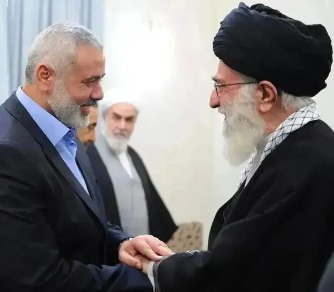 先不提伊朗这个中东大boss
也不提也门胡塞武装这个坐拥五六十万百战精兵的小霸王