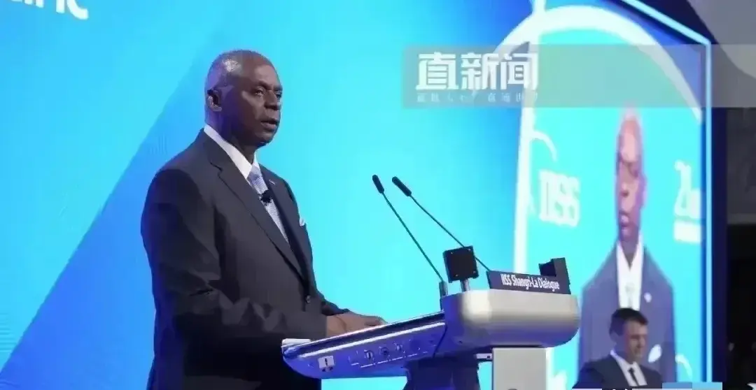 在新加坡香会的聚光灯下，奥斯汀的发言犹如晴空霹雳，瞬间让整个会场陷入震撼的沉默。