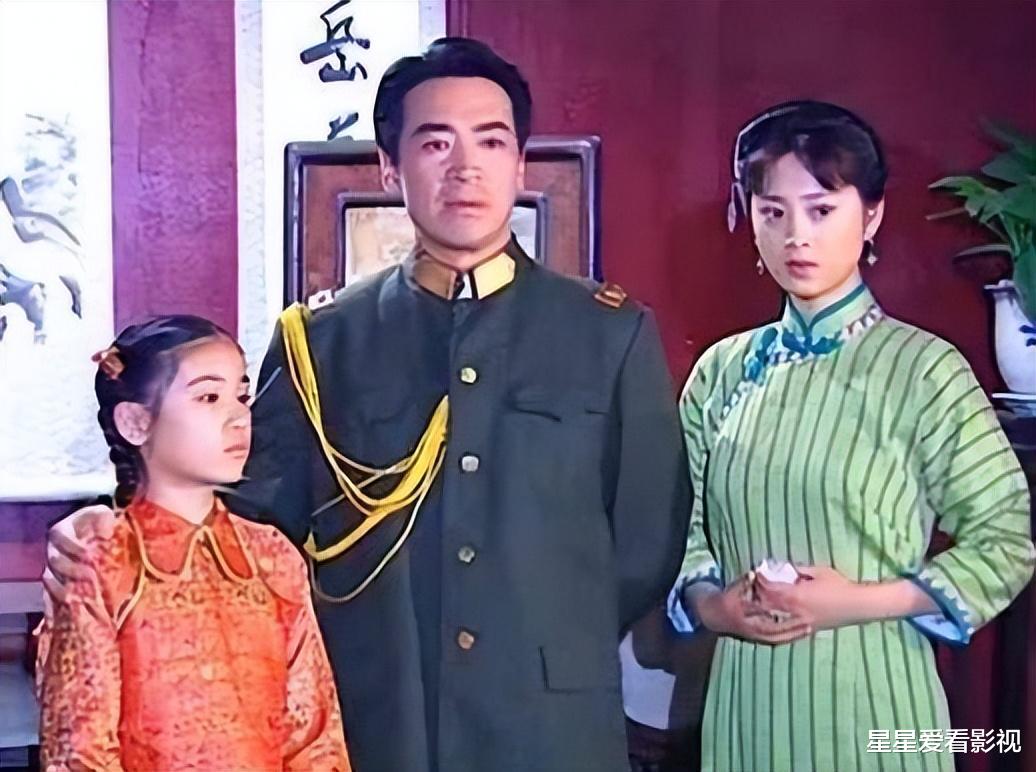 情深深雨濛濛：心萍只比依萍大三岁，为何依萍对亲姐姐没啥印象？（原著依萍心理变态）-第2张图片-九妖电影