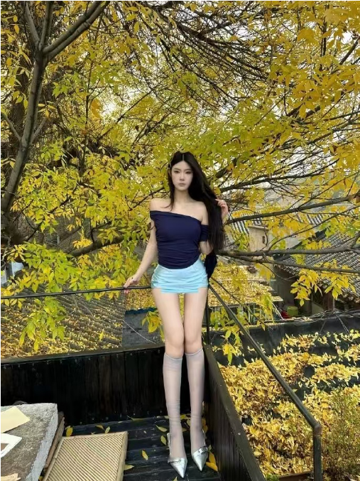 眼看又单身了一年，什么时候能赐给我一个男人啊哈哈哈哈哈