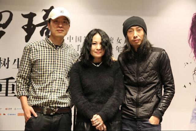 1993年，女歌手罗琦，在一场生日宴上口出狂言：“北京人，都是傻币”，话音刚落，