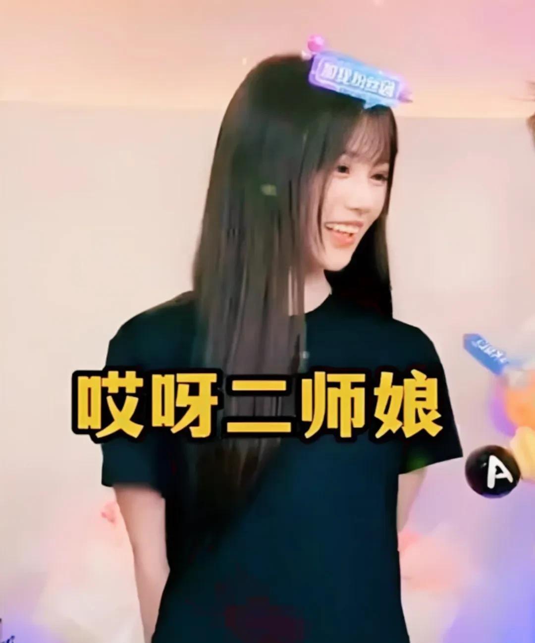 博主妖怪透露三只羊旗下女主播“沫沫”去年十一月份已经出来了，目前是取保候审的状态