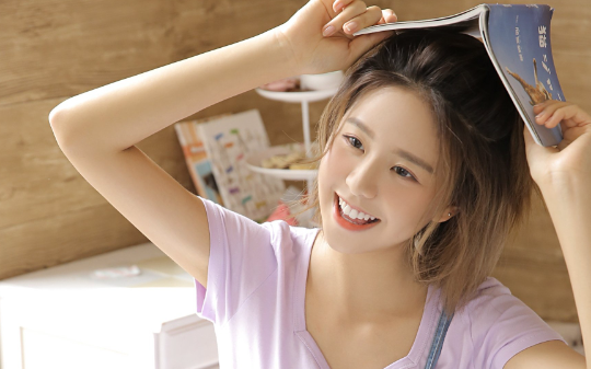 妻子为了白月光想和我假离婚，发现我真离婚后她疯了