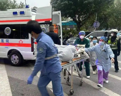 简直天理难容！黑龙江一女子不忍母亲在重病监护室咽下最后一口气，花费1200元叫了