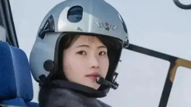 美貌与技术并存？一场航展，她如何让整个世界为她点赞？