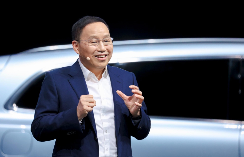 赛力斯董事长张兴海总算可松一口气。
这些年他承受的压力一定很大，甚至被人嘲讽将灵