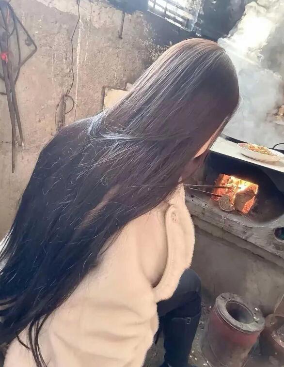 我已经回村了，你们在哪里呢？