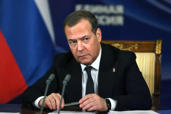 梅德韦杰夫看问题还是比较准的。

当地时间9月12日，俄罗斯安全会议副主席梅德韦