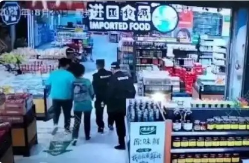 超市因亏损200万倒闭，账单让老板触目惊心