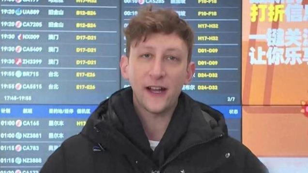 埃文凯尔回国，机场告别几度哽咽落泪，透露未来计划