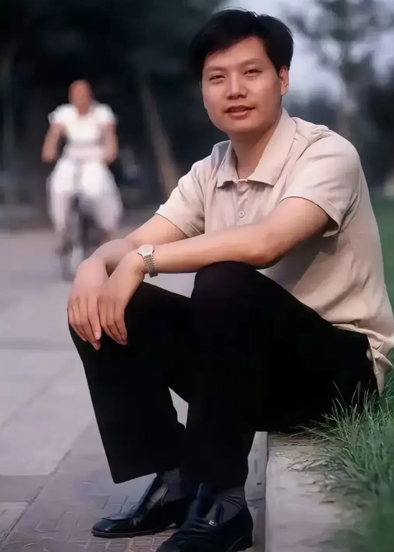 美帝这一次制裁了我们一百多家企业，可是不知道为什么里面没有小米！
小米作为我们最