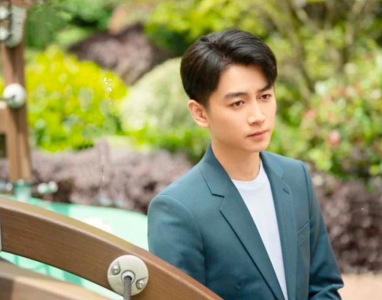 陈晓：演技起伏与直面狗仔的淡定