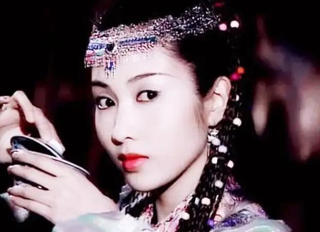 朱樉暴毙侍女杀，朱元璋怒其恶行，王妃陪葬显公正