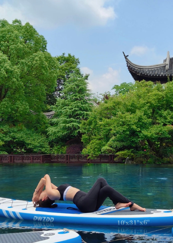 在没天花板的地方尽情吸氧