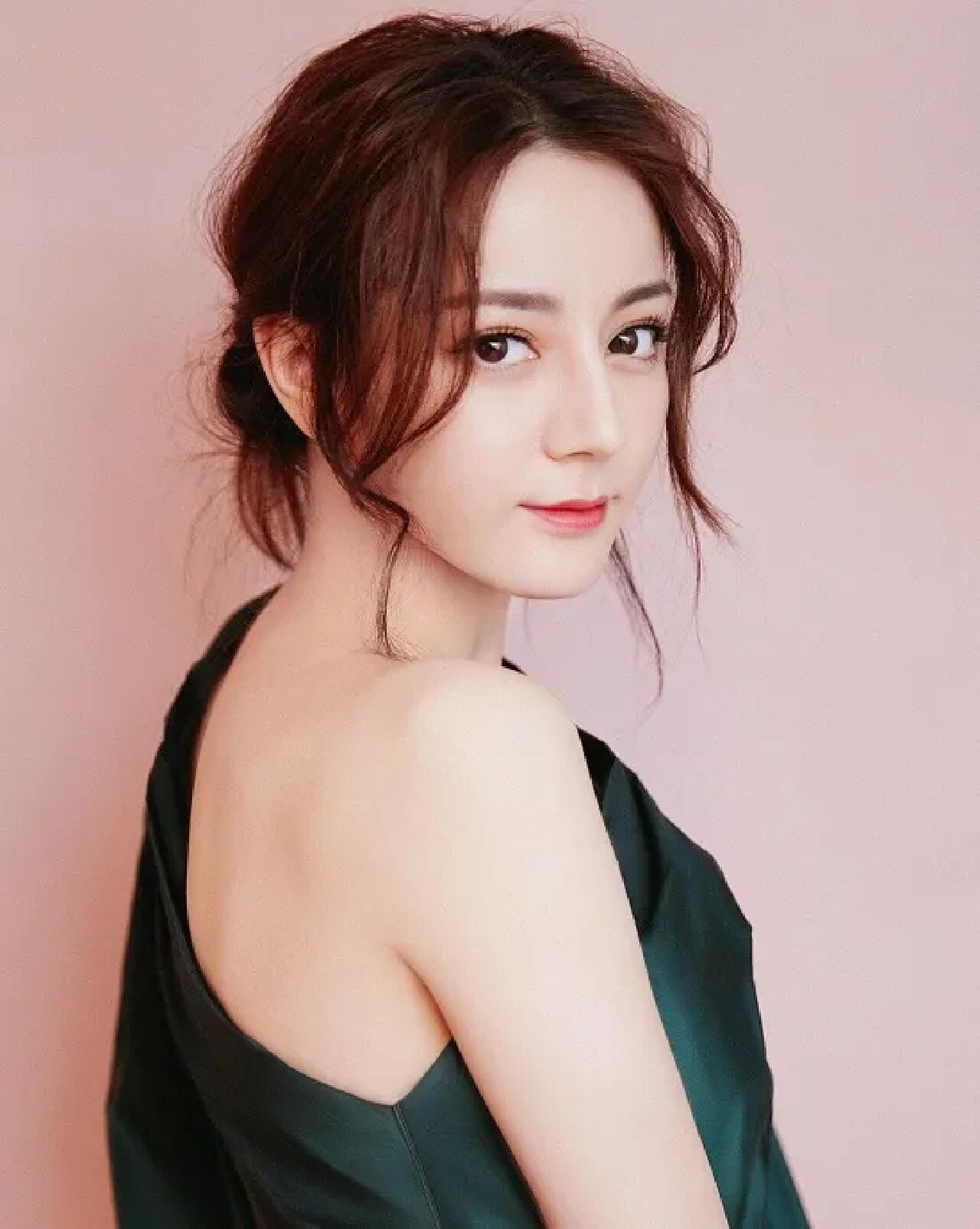 迪丽热巴，中国内地女演员