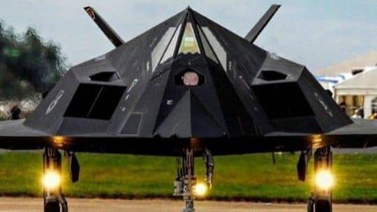 F-117“夜鹰”