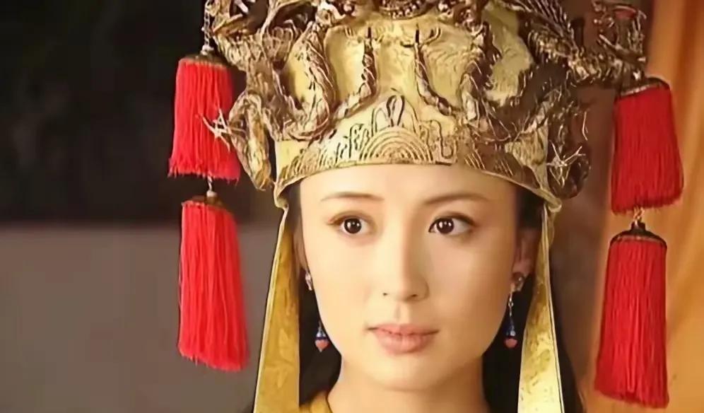 1856年8月，南京城内的东王府灯火通明。这座宏伟的府邸是太平天国东王杨秀清的居