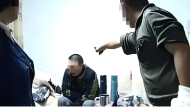 浙江丽水，妻子和情人正在幽会，听见丈夫带着家人前来捉奸，女子心里害怕，担心事情败
