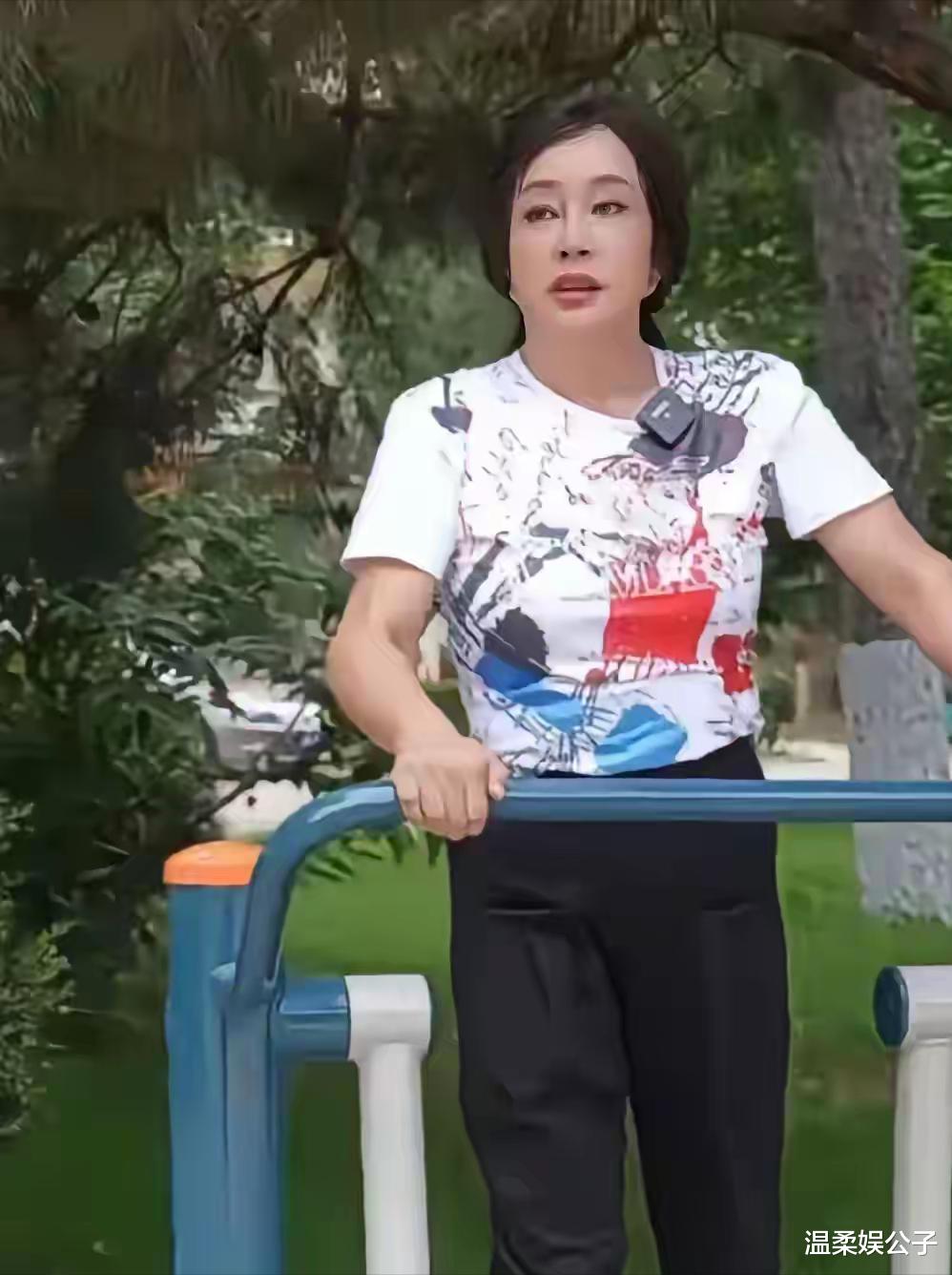 73岁“风流妖精”刘晓庆，又出大瓜？如今她已经走上了另一条道路（刘晓庆表演）-第11张图片-九妖电影