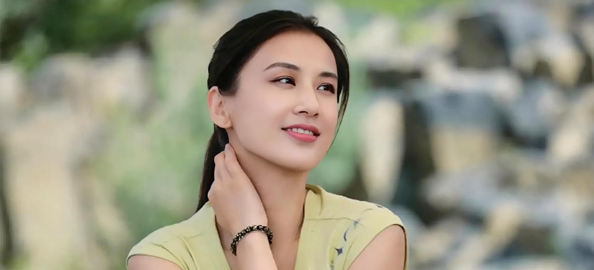 黄圣依离婚 妈妈终于安心了

                         