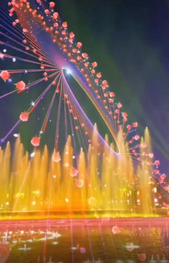 亚洲最大音乐喷泉开始精彩表演