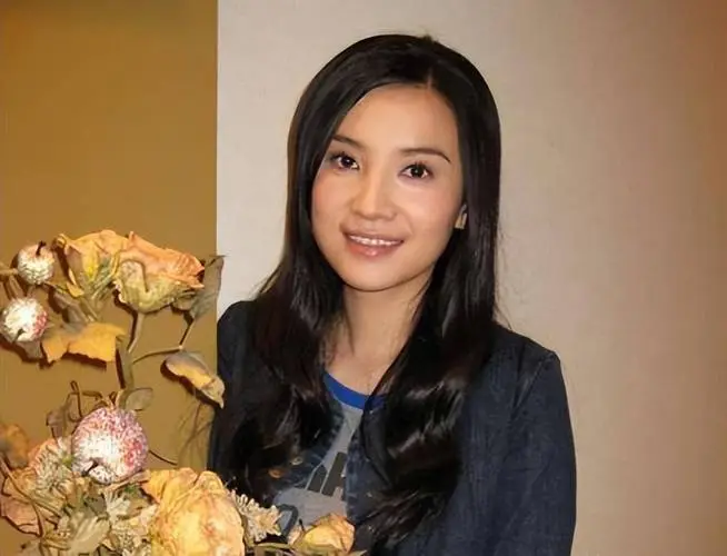 同居5婚导演，知三当三爱上多个已婚男，如今43岁风韵犹存！（同居节目）-第8张图片-九妖电影