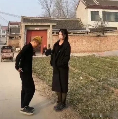 我邻居，黄毛！他还有希望吗？