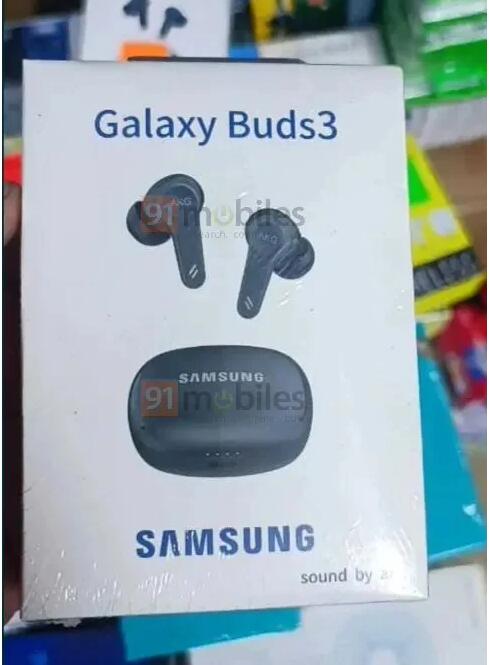 三星 Galaxy Buds 3 耳机包装盒泄露：全新设计语言、侧面印有 AKG